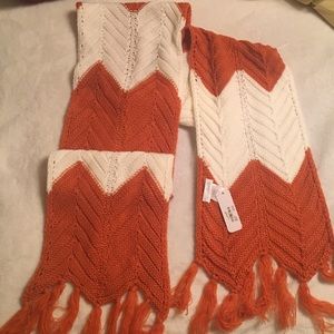 *Donating 7/22* - NWT Striped knit scarf